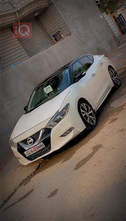 Nissan Maxima